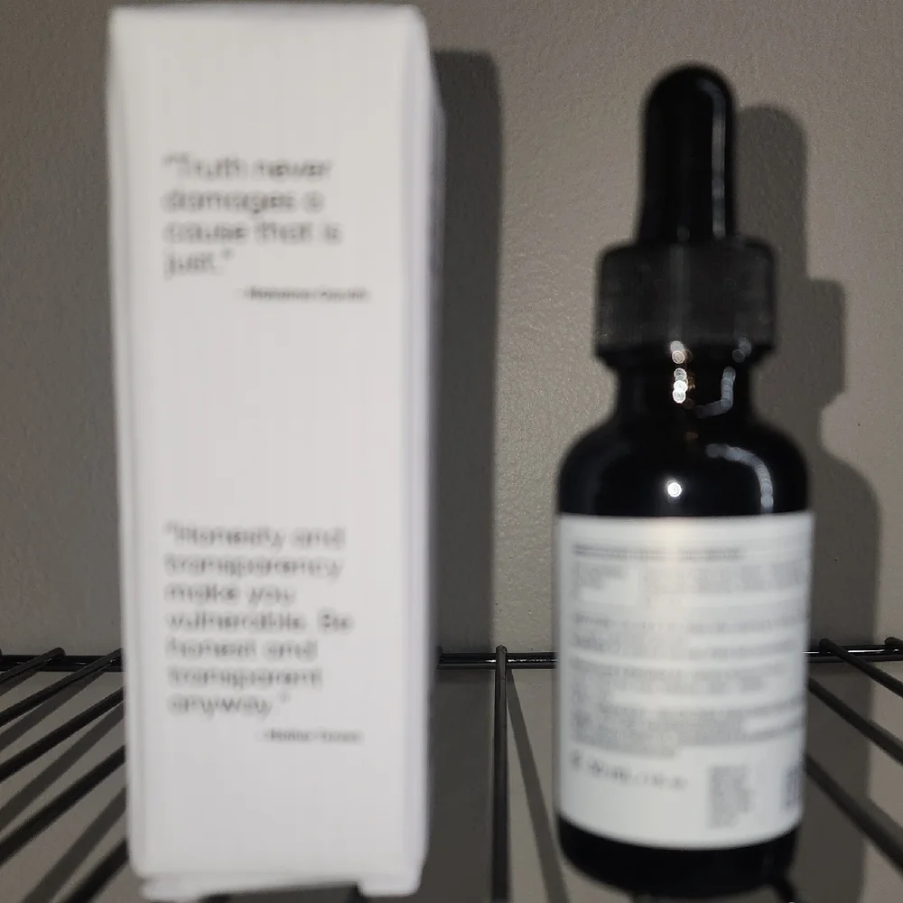 Hyaluronic + PGA Face Serum - Black and White